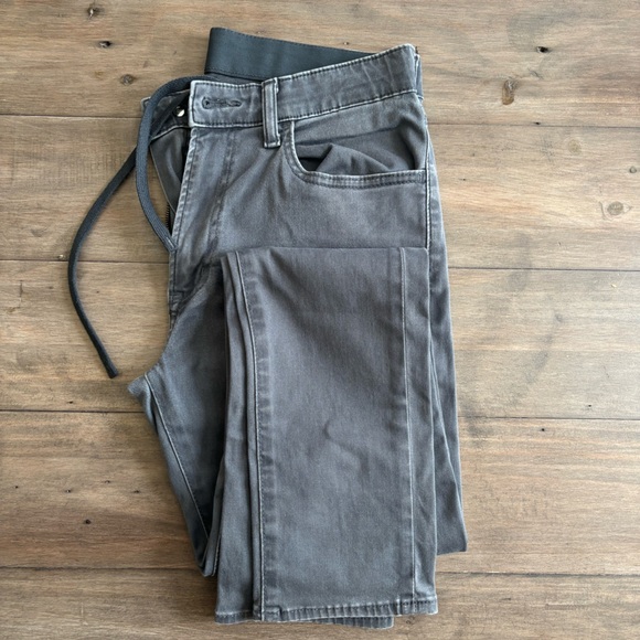 Uniqlo Jean-style twill pant - Picture 2 of 4